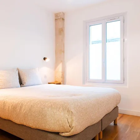 Loft 4 Bedroom Montmartre Pigalle Ac By Lcc Agency Apartment *