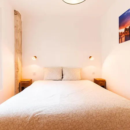 Loft 4 Bedroom Montmartre Pigalle Ac By Lcc Agency Apartment *