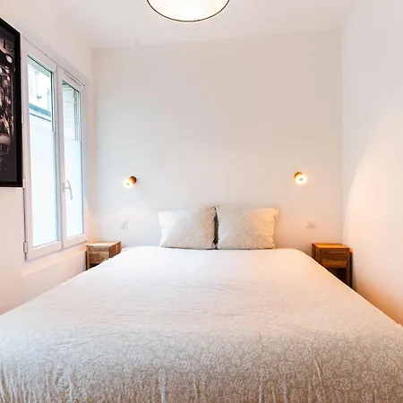 Loft 4 Bedroom Montmartre Pigalle Ac By Lcc Agency Apartment Paris