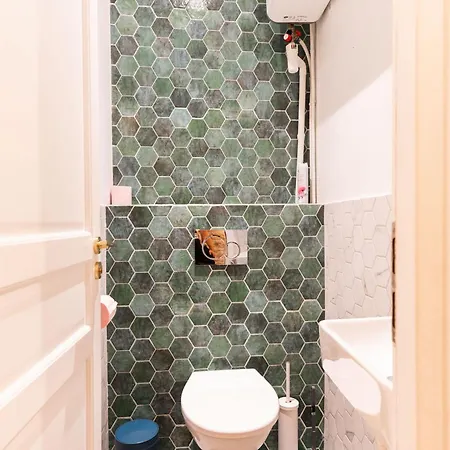 Loft 4 Bedroom Montmartre Pigalle Ac By Lcc Agency Apartment Paris